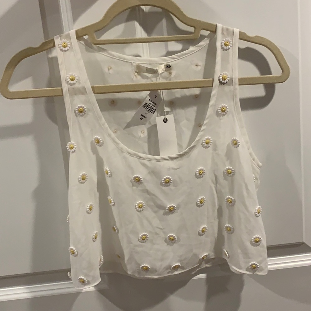 LF Millau- white crop top with sunflower buttons